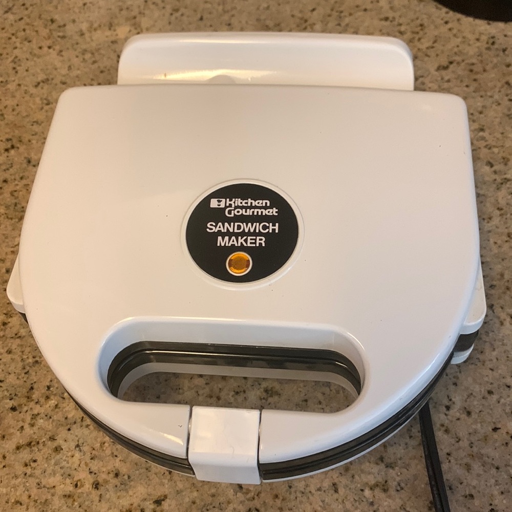 Sandwich maker